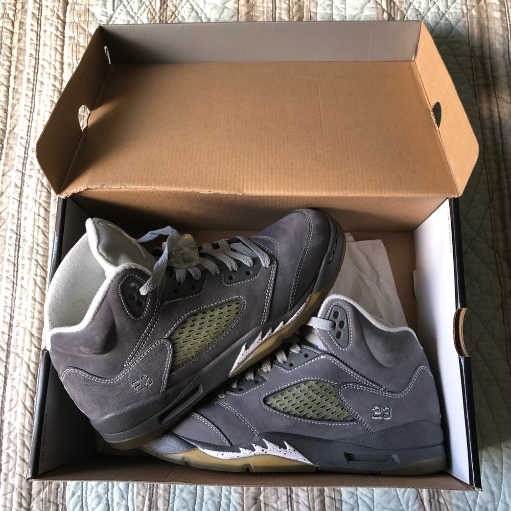 Nike Air Jordan 5 Retro Wolf Grey Sneakers